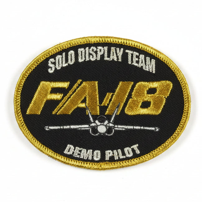 Parche bordado DEMO PILOT F-18 HORNET con velcro - Distintivo exclusivo de pilotos de demostración del Ejército del Aire español - 9 cm de largo, bordado de alta calidad