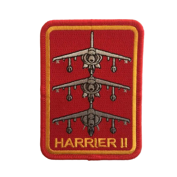 Parche bordado cuadrado rojo Harrier AV-8B termoadhesivo - Vista frontal