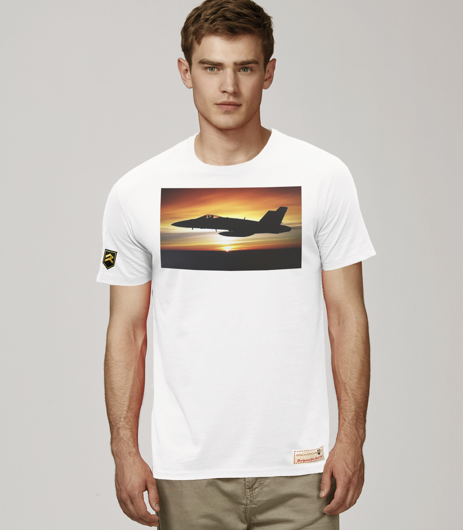 Camiseta militar F/A-18 Hornet nightfall