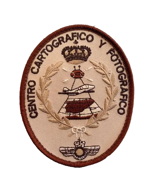 Parche bordado ovalado CECAF arena de 10,5x8,3cm con velcro - Centro Enseñanza Fuerzas Aéreas patrón desértico