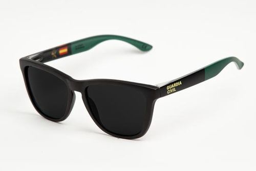 Guardia Civil black polarized sunglasses