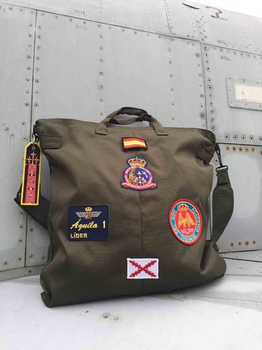 Patrulla Aguila olive pilot bag