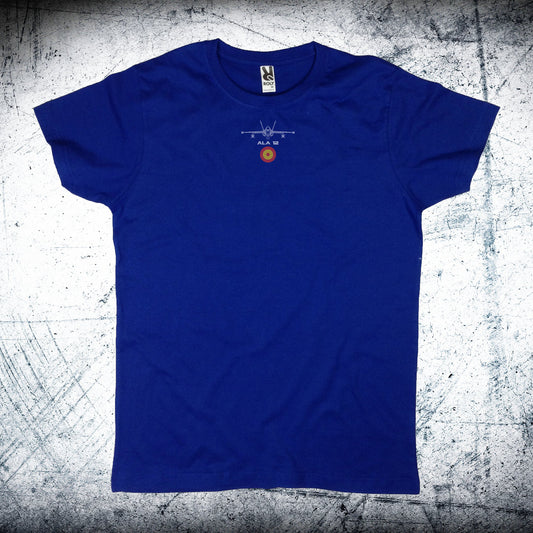 Camiseta Ala 12 con escarapela y avión (PERSONALÍZALA GRATIS).