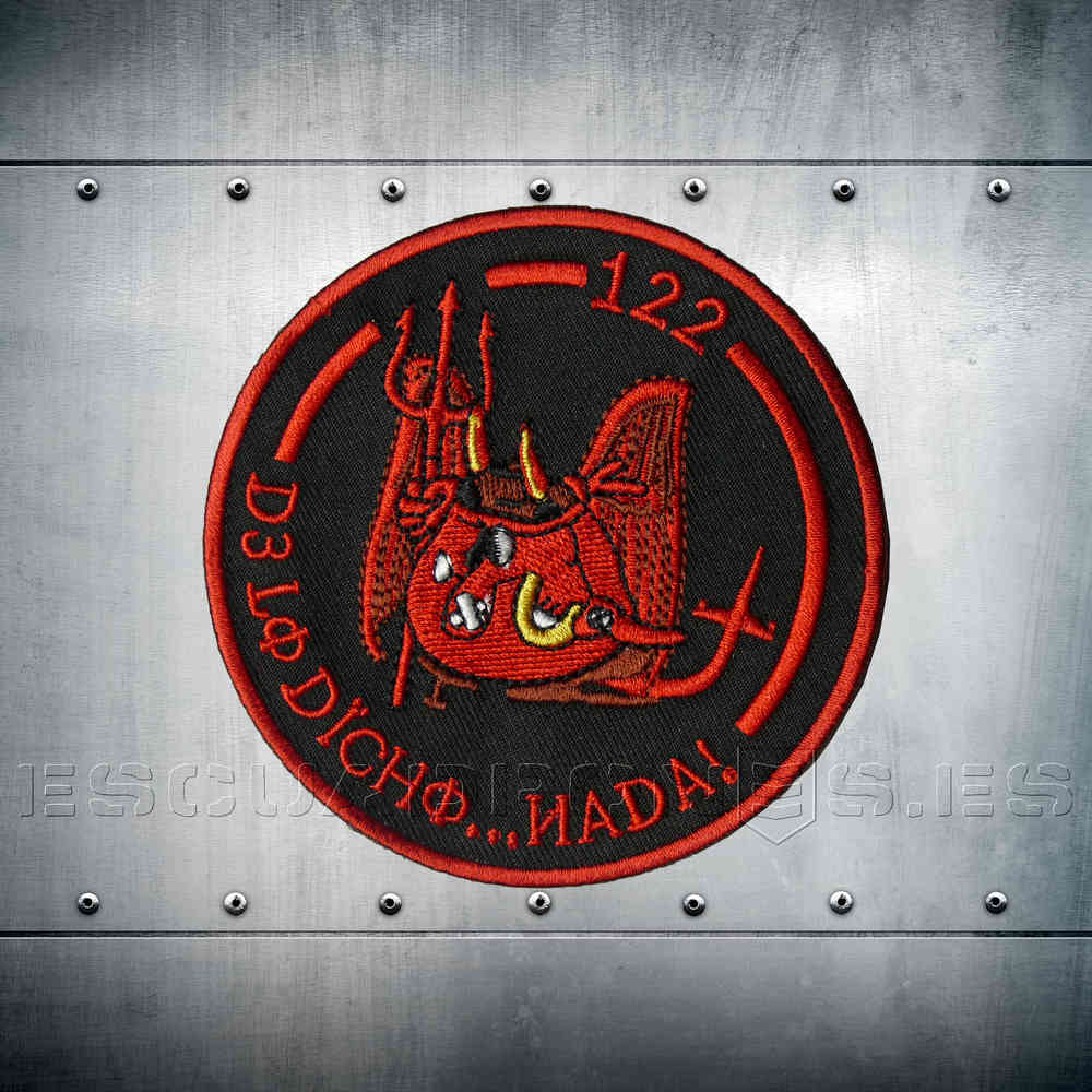 Parche bordado Escuadrón 122 TENIS Diablo Rojo fondo negro Ala 12 Torrejón 9cm velcro - Emblema F-18 Hornet Ejército del Aire
