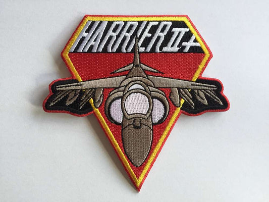 Parche bordado Harrier II+ triángulo rojo termoadhesivo
