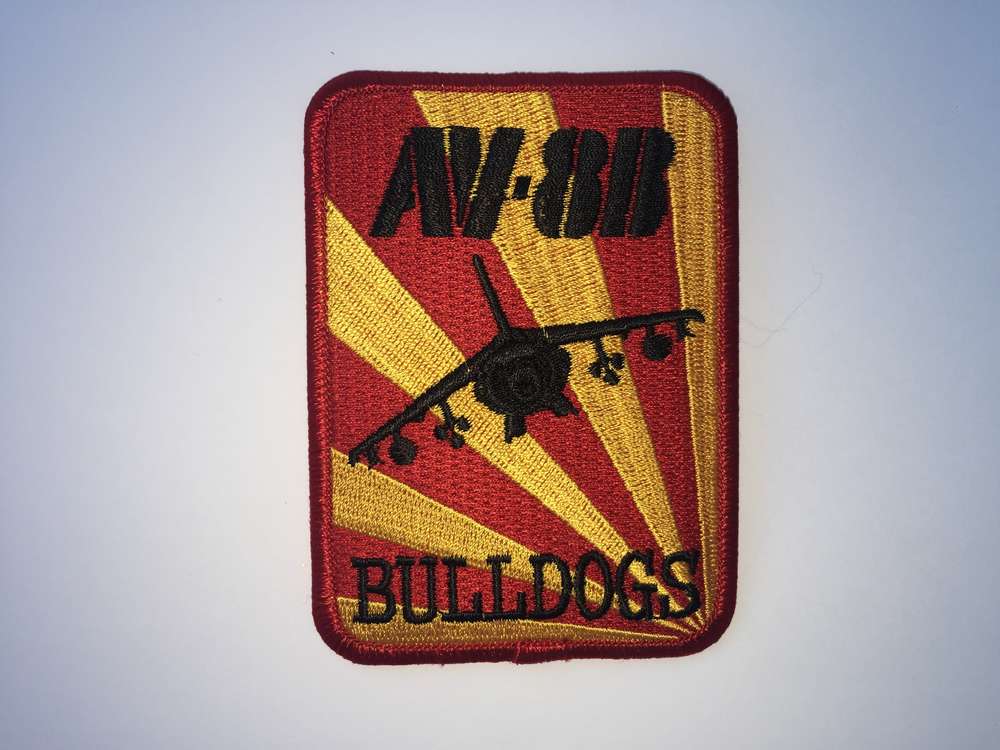 Parche bordado cuadrado AV-8B BULLDOG termoadhesivo