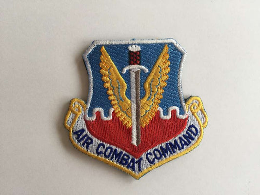 Parche bordado. Única unidad coleccionista. US AIR COMBAT COMMAND. 7,5 cm con Vecro