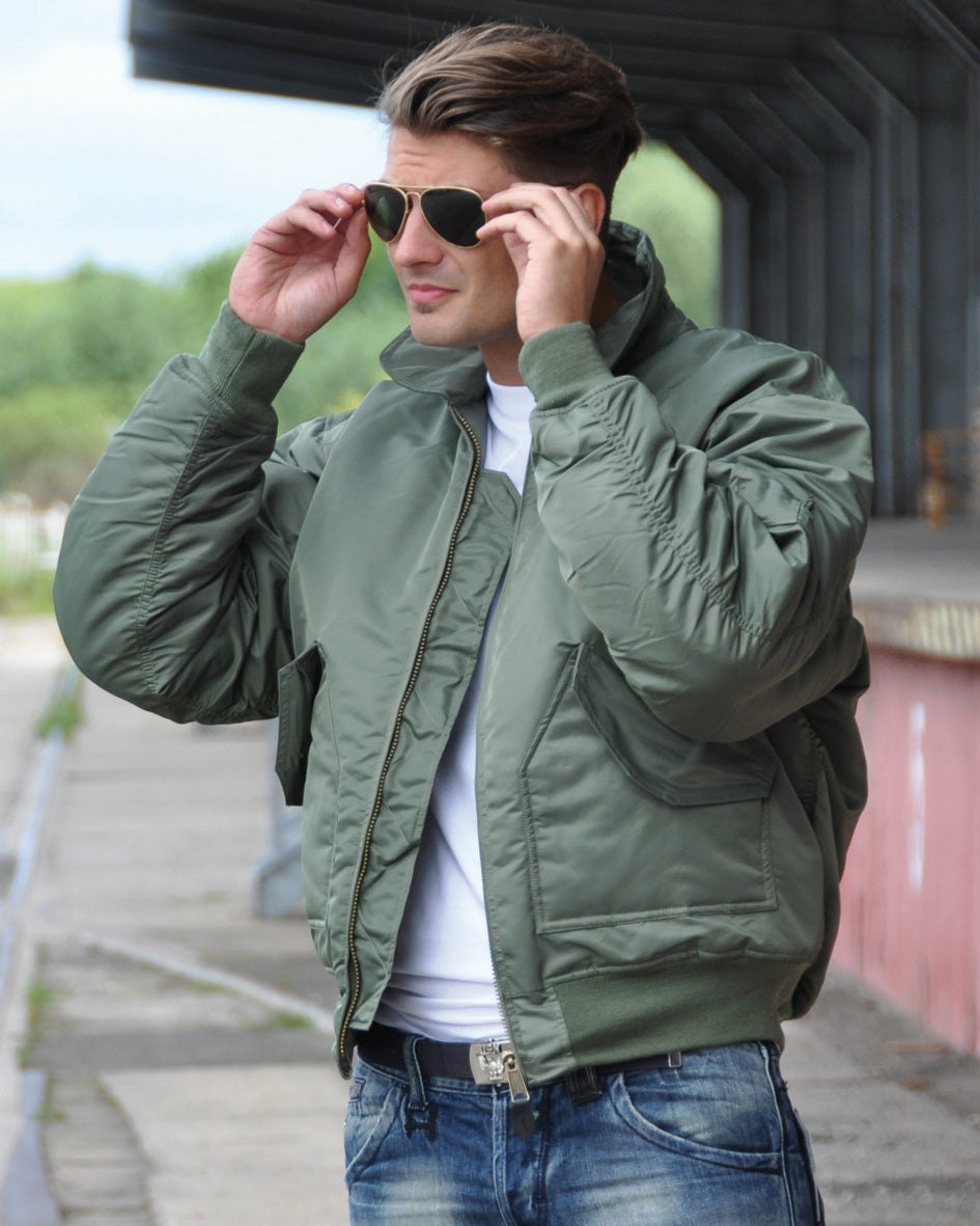 CAZADORA DE PILOTO CWU COLOR OLIVA