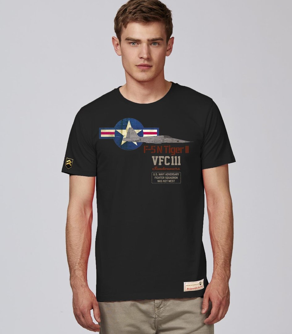 Camiseta F-5N Aggressor Tiger II PREMIUM color negro - Aviación militar
