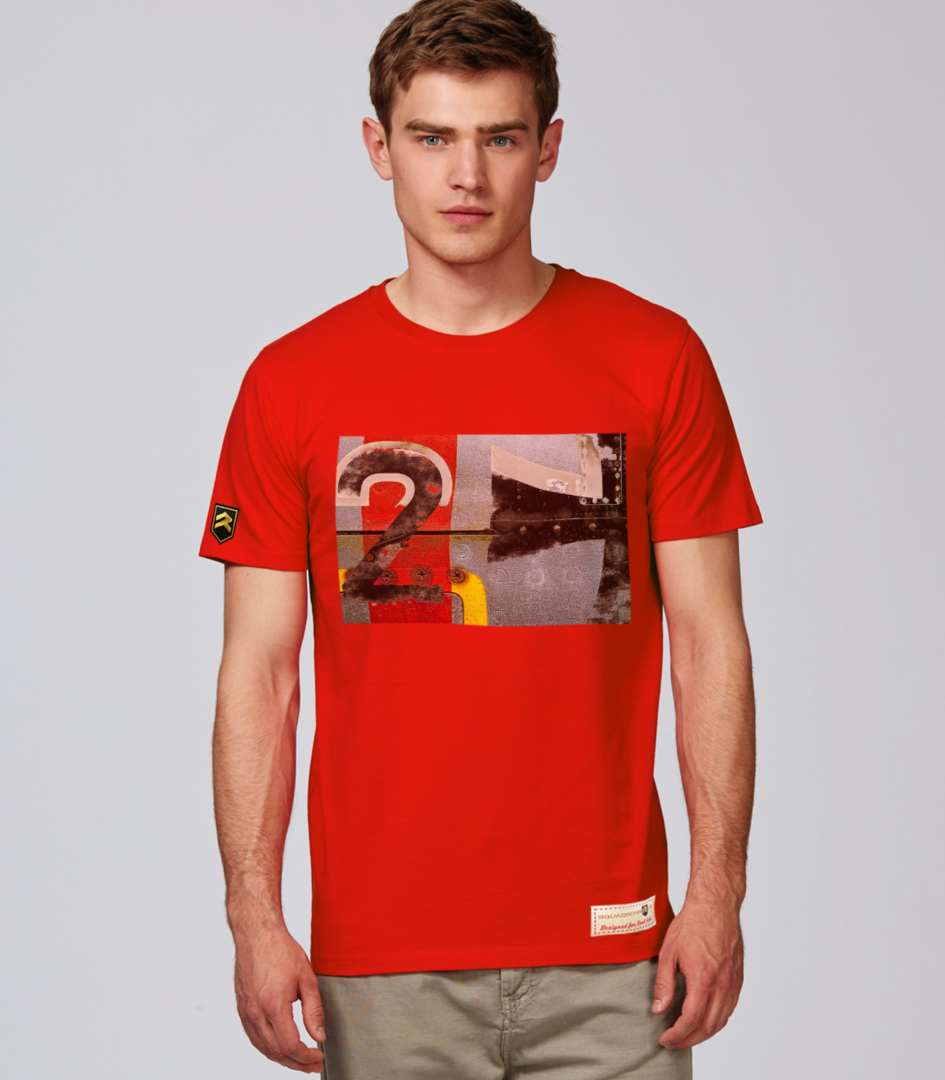 Camiseta militar premium Rusty Luftwaffe Number 2 - Diseño vintage aviación alemana, color rojo
