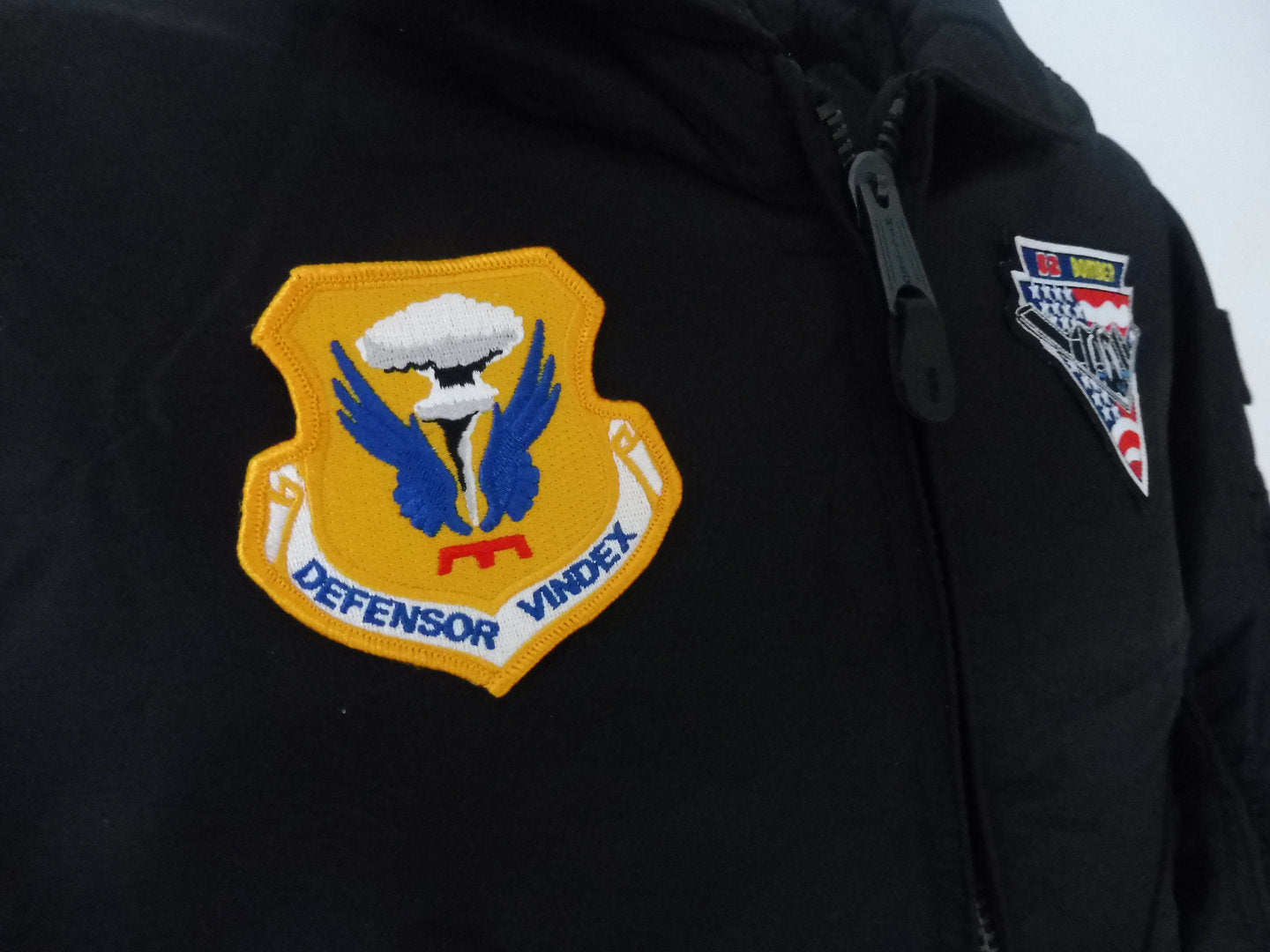 CAZADORA DE PILOTO B2 CWU Color Negro