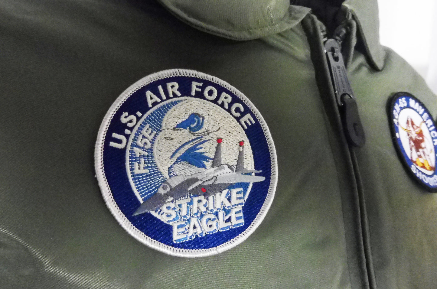 CAZADORA DE PILOTO F-15 STRIKE EAGLE CWU Verde Oliva