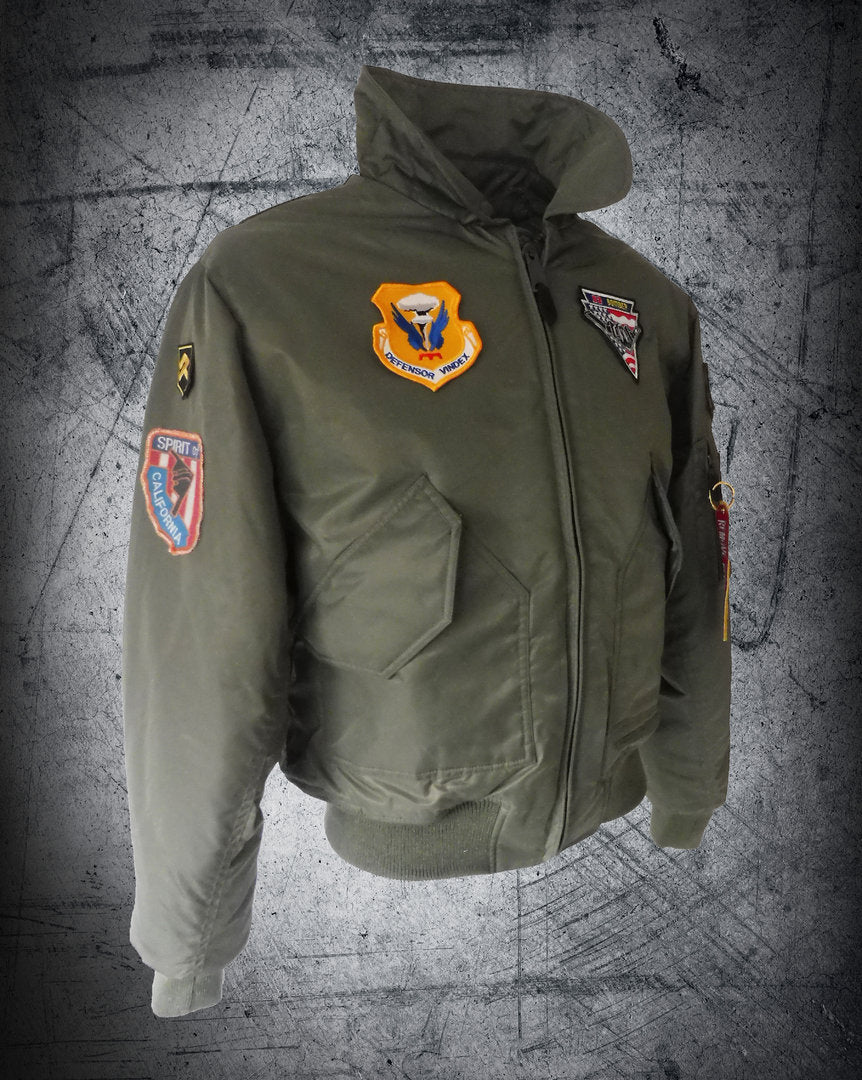 CAZADORA DE PILOTO B2 CWU Color Verde Oliva
