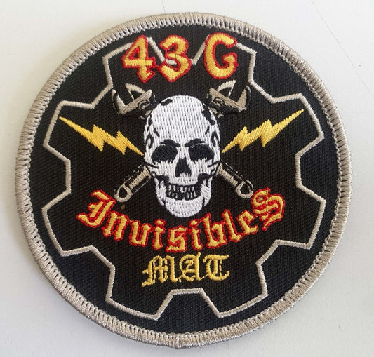 Parche bordado Invisibles 43 grupo con velcro