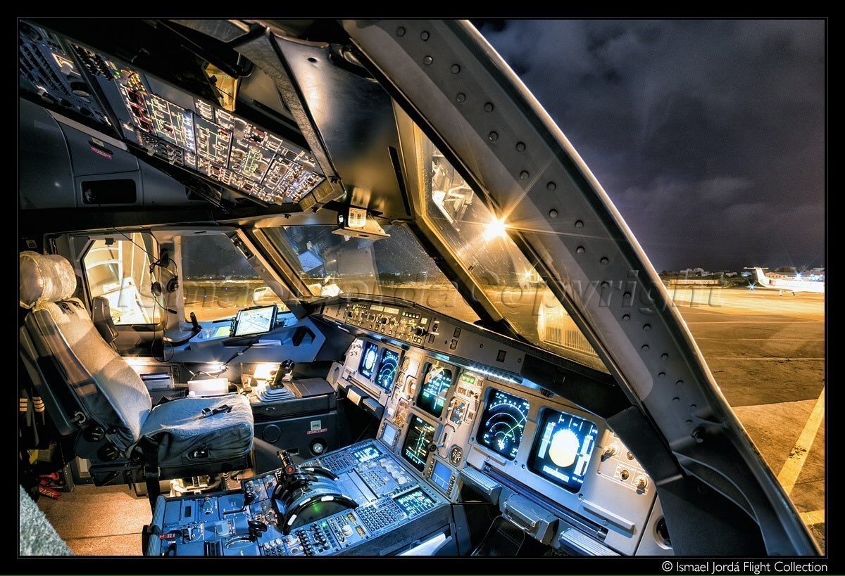 REPRODUCCIÓN STICK AIRBUS  EN RESINA