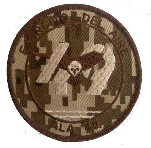 Parche bordado Ala 49 pixelado con velcro