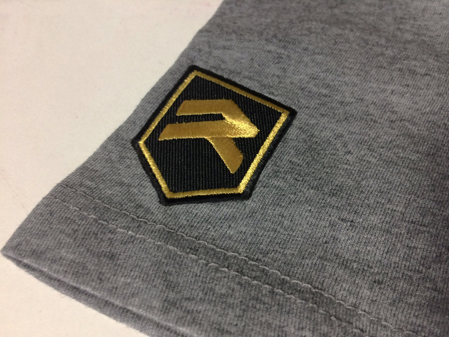 Camiseta militar PREMIUM Luger. Colección Colo