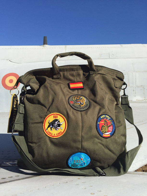 Bolsa de piloto Ala 15 verde oliva con parche bordado - Base Zaragoza