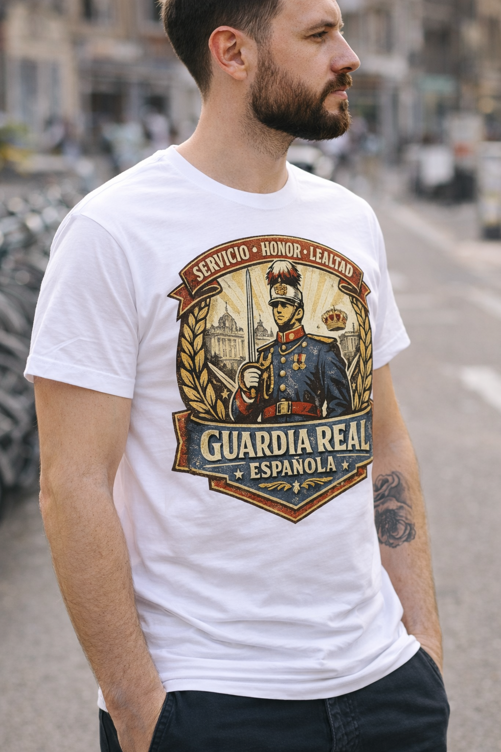Camiseta vintage Guardia Real Española, diseño exclusivo militar, vista lateral derecha algodón premium
